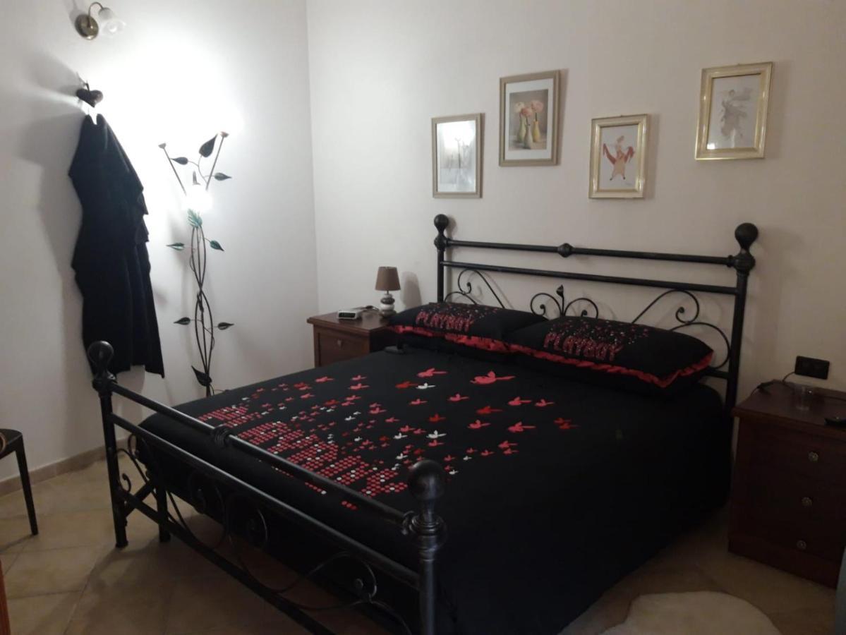 Bed and Breakfast Casa Ale Бриндизи Экстерьер фото