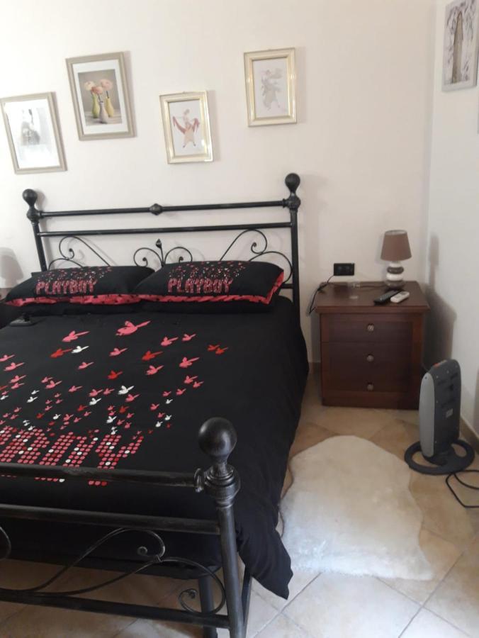 Bed and Breakfast Casa Ale Бриндизи Экстерьер фото